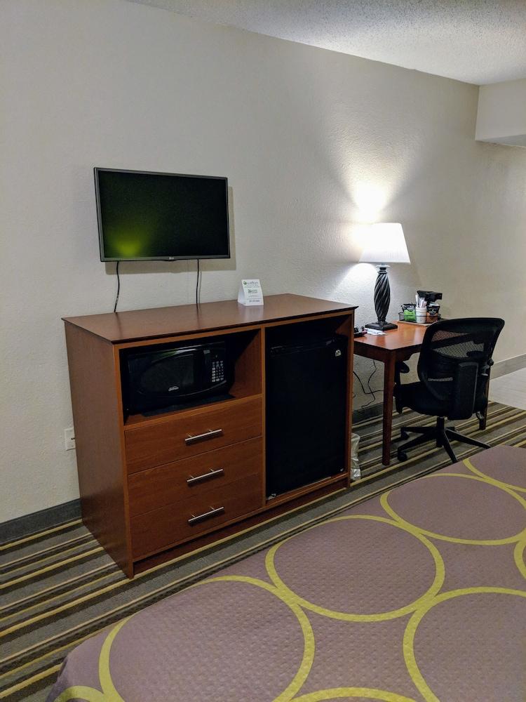 Super 8 By Wyndham Lake City Extérieur photo